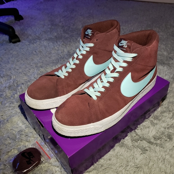Nike Other - Nike SB ZOOM Blazer Mid